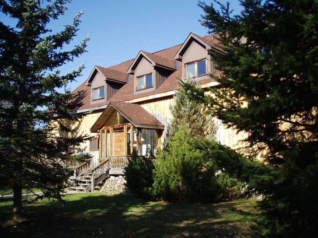 La Grange Country Inn Wakefield Exterior foto